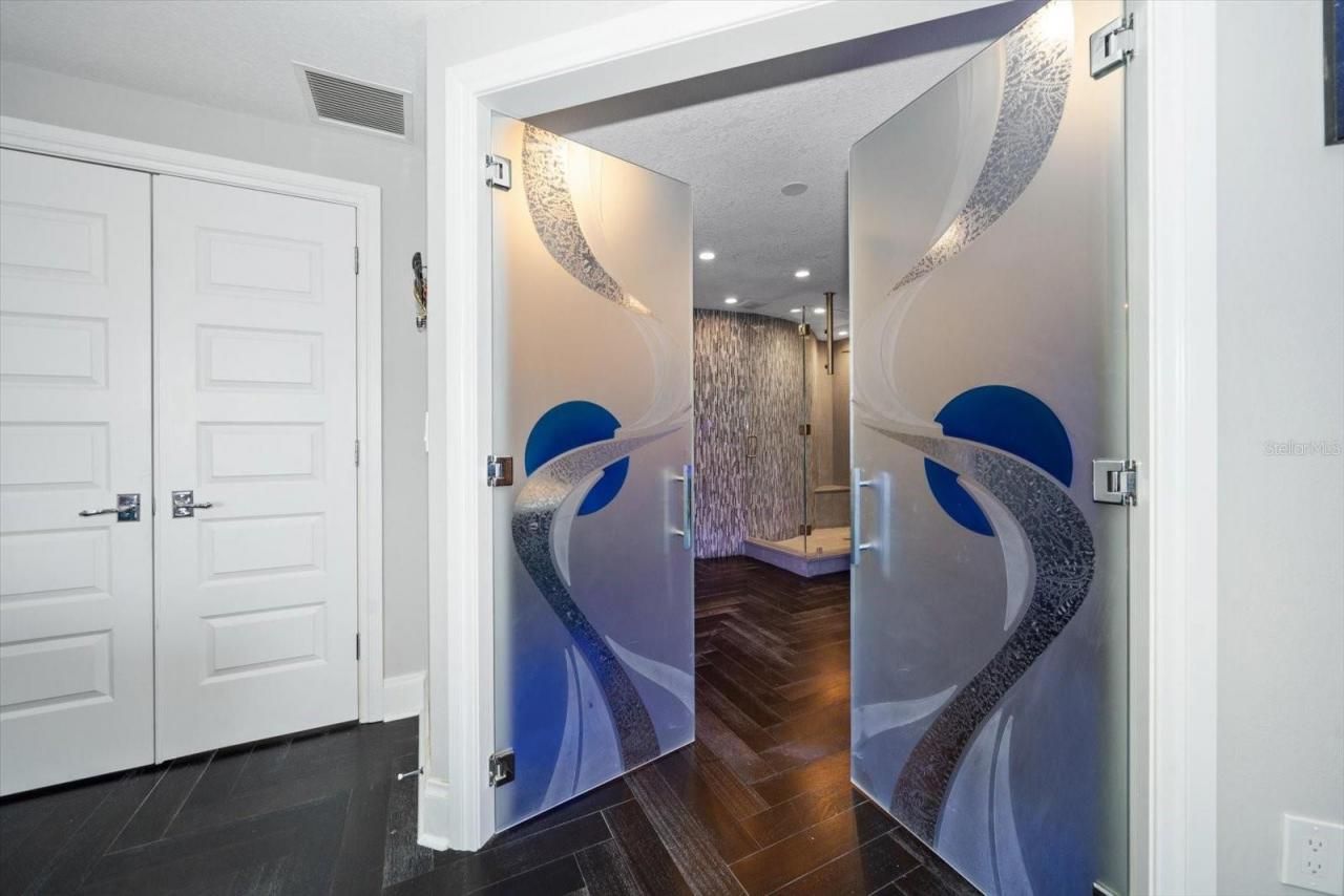 100 Beach Drive Ne, Unit 1900, Saint Petersburg, FL 33701 Photo