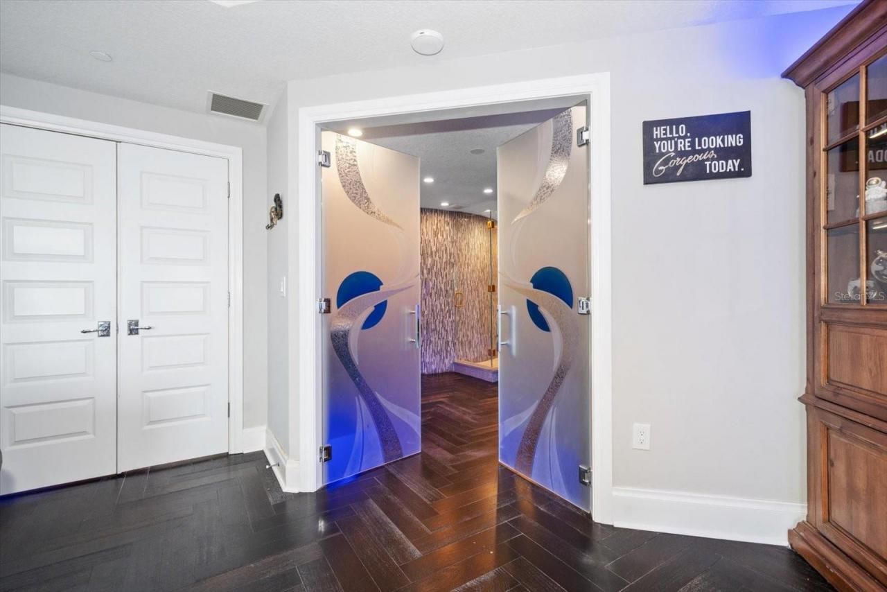 100 Beach Drive Ne, Unit 1900, Saint Petersburg, FL 33701 Photo