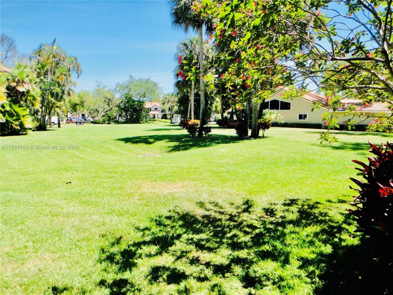 1102 Duncan Cir, Unit 104, Palm Beach Gardens, FL 33418 Photo