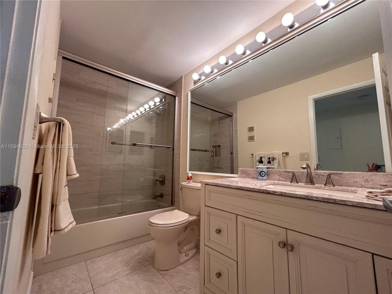 1102 Duncan Cir, Unit 104, Palm Beach Gardens, FL 33418 Photo