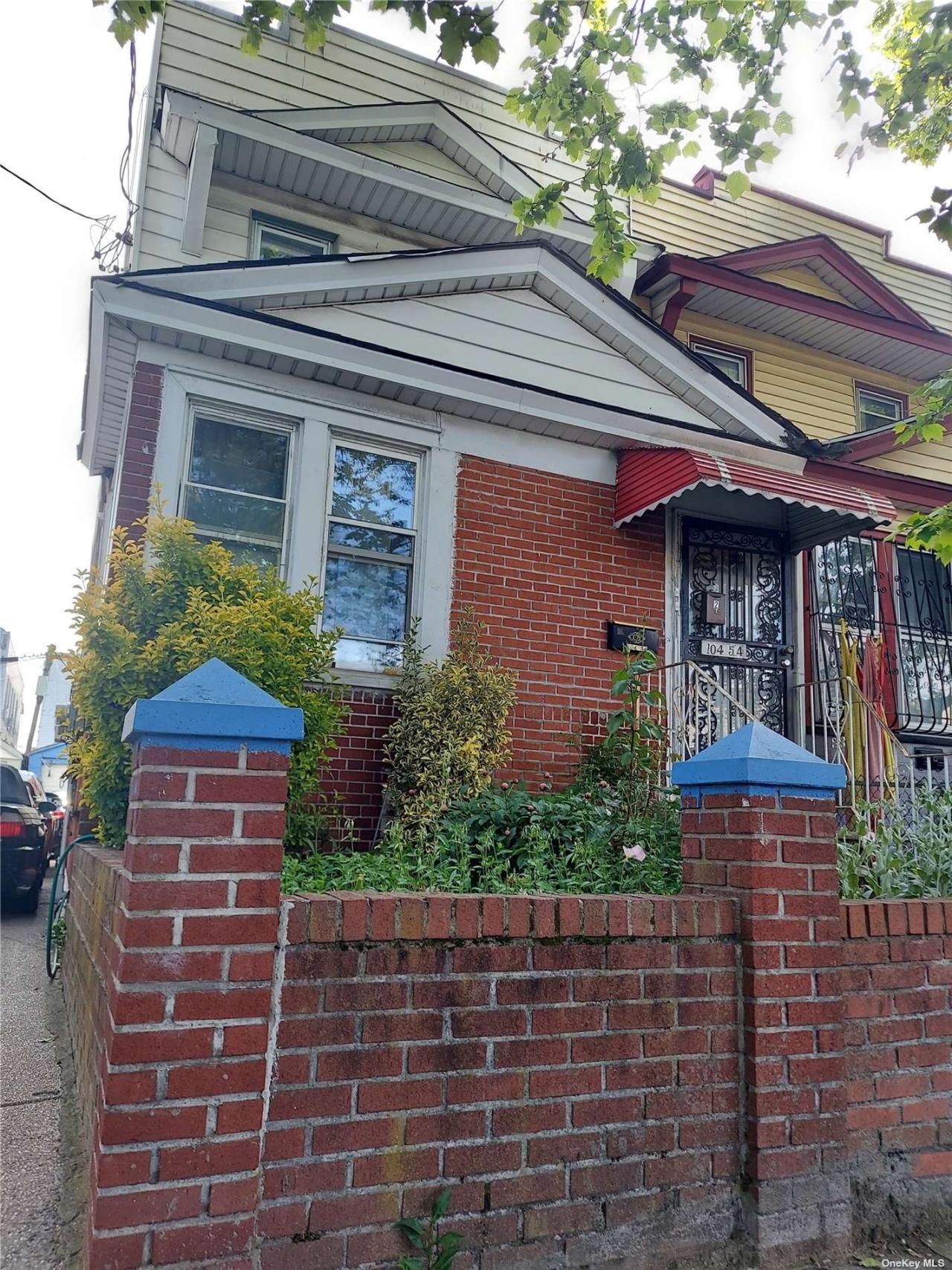 104-54 Lefferts Boulevard, Jamaica, NY 11419 Main Photo
