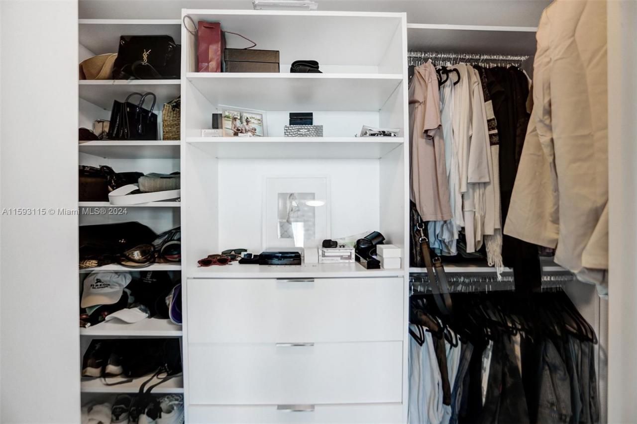 3131 NE 7th Ave, Unit 304, Miami, FL 33137 Photo