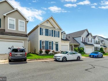 6011 HONNICUT DRIVE, CENTREVILLE, VA 20121