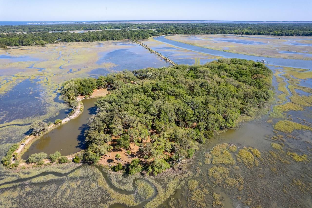 101 Kingston Key Road Photo 6