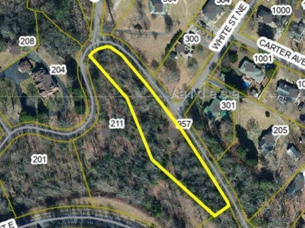 957 Martinat Drive NE, Valdese, NC 28690