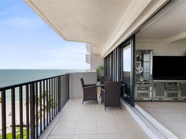 4005 Gulf Shore BLVD N, Unit 904, NAPLES, FL 34103