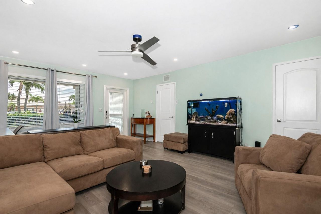 1425 NE 55th Street, Fort Lauderdale, FL 33334 Photo