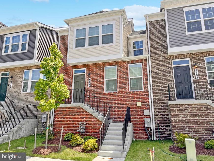 5606 Addington Ln, Upper Marlboro, MD 20772 Main Photo