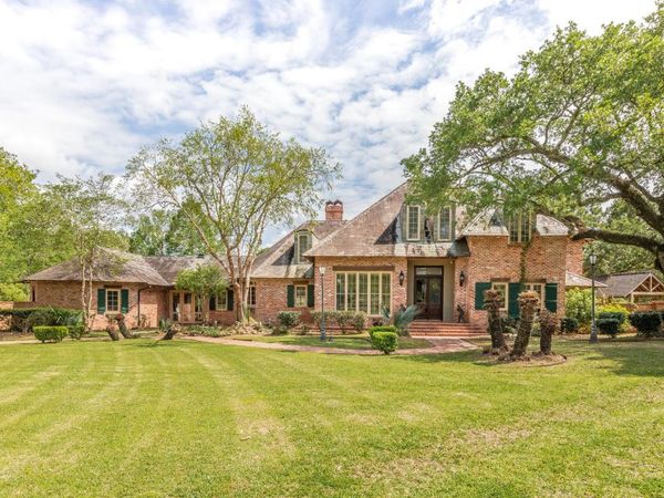 116c Jean Baptiste Drive, Lafayette, LA 70503