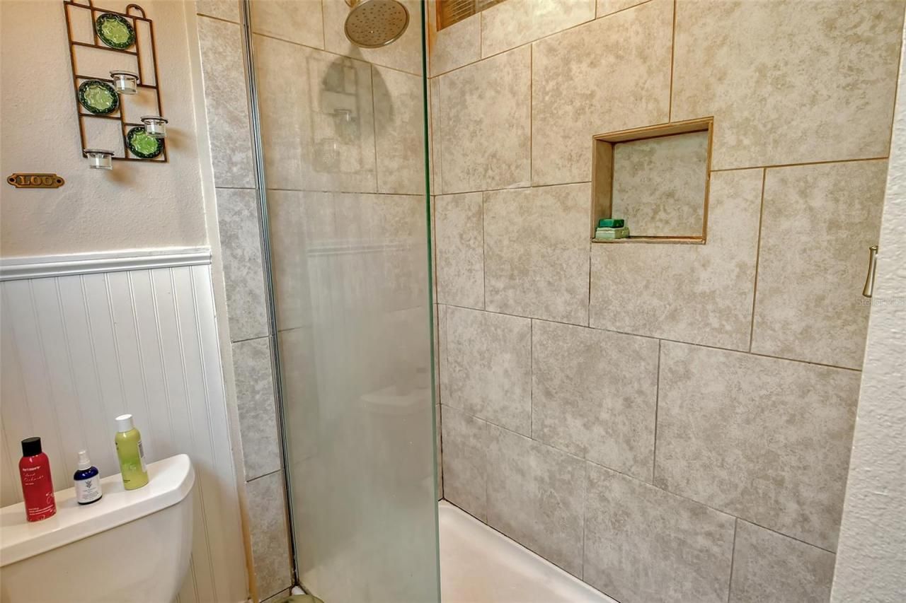 1300 N Portofino Drive, Unit 305, Sarasota, FL 34242 Photo