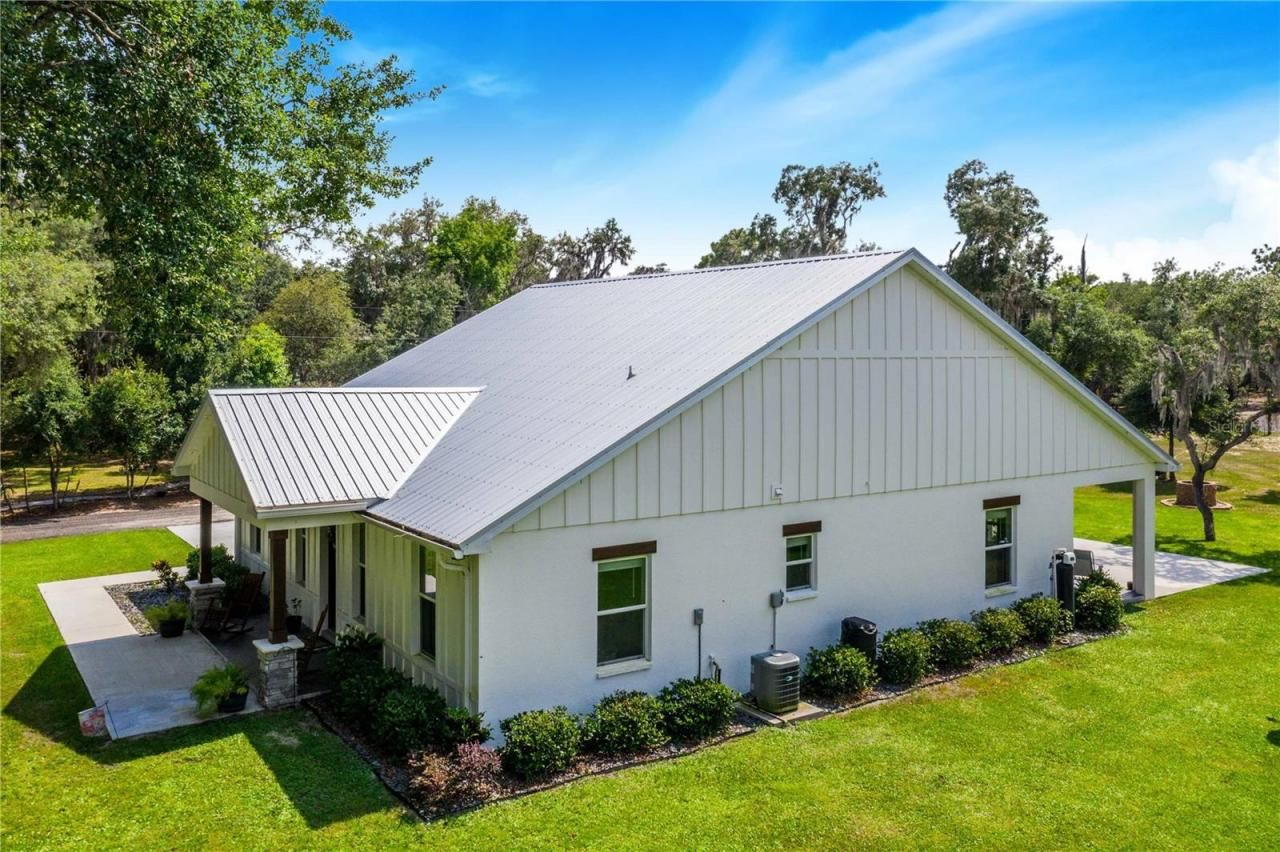 12510 Lake Hatchineha Road, Haines City, FL 33844 Photo