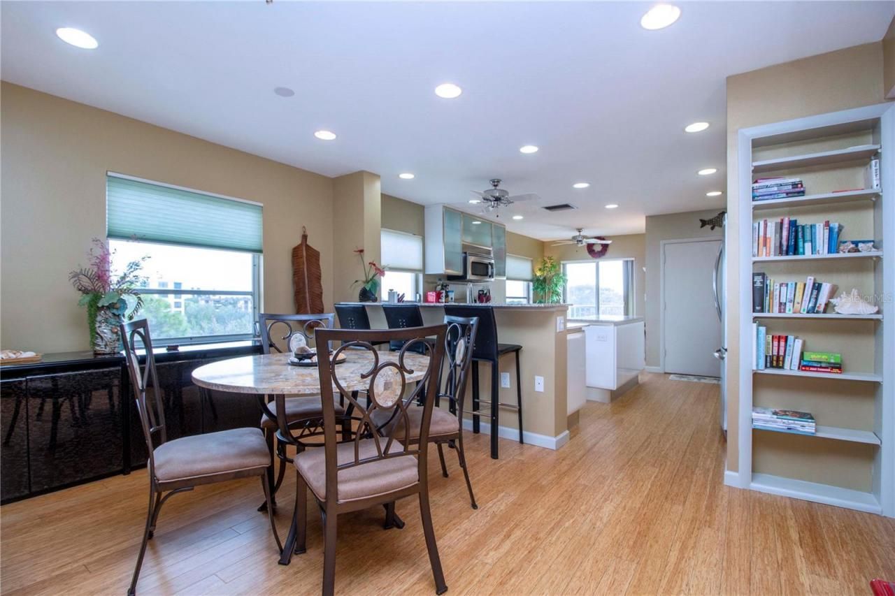 8625 Midnight Pass Road, Unit B508, Sarasota, FL 34242 Photo