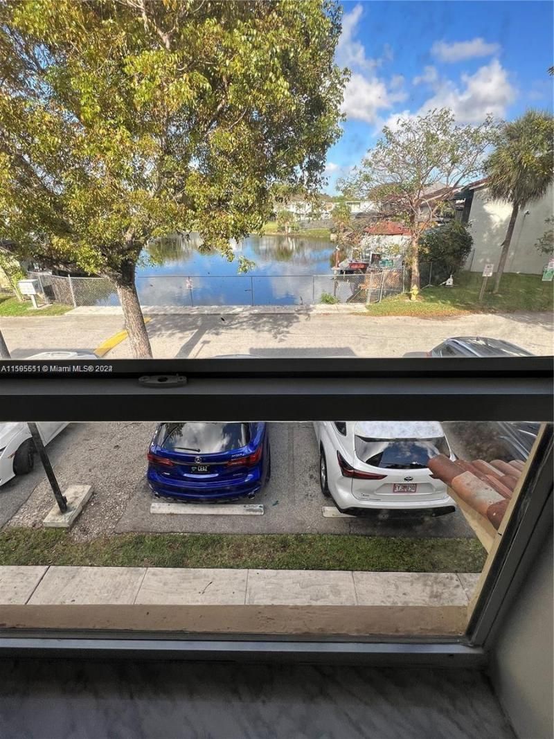 2050 SW 122nd Ave, Unit 22, Miami, FL 33175 Photo