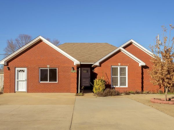 309 Nassau Ave, Muscle Shoals, AL 35661