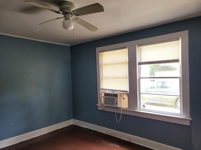 5814 Robinson Street Photo 5