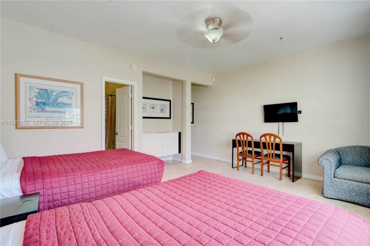 1680 E James Ave, Miami Beach, FL 33139 Photo