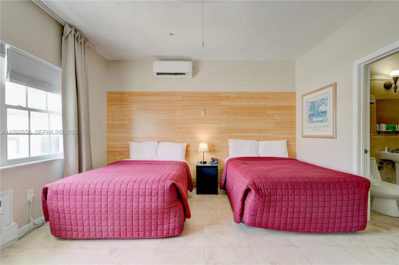 1680 E James Ave, Miami Beach, FL 33139 Photo