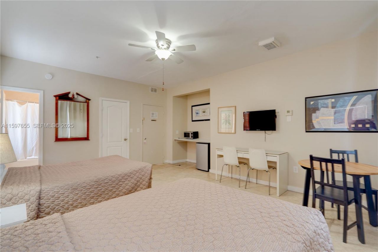 1680 E James Ave, Miami Beach, FL 33139 Photo