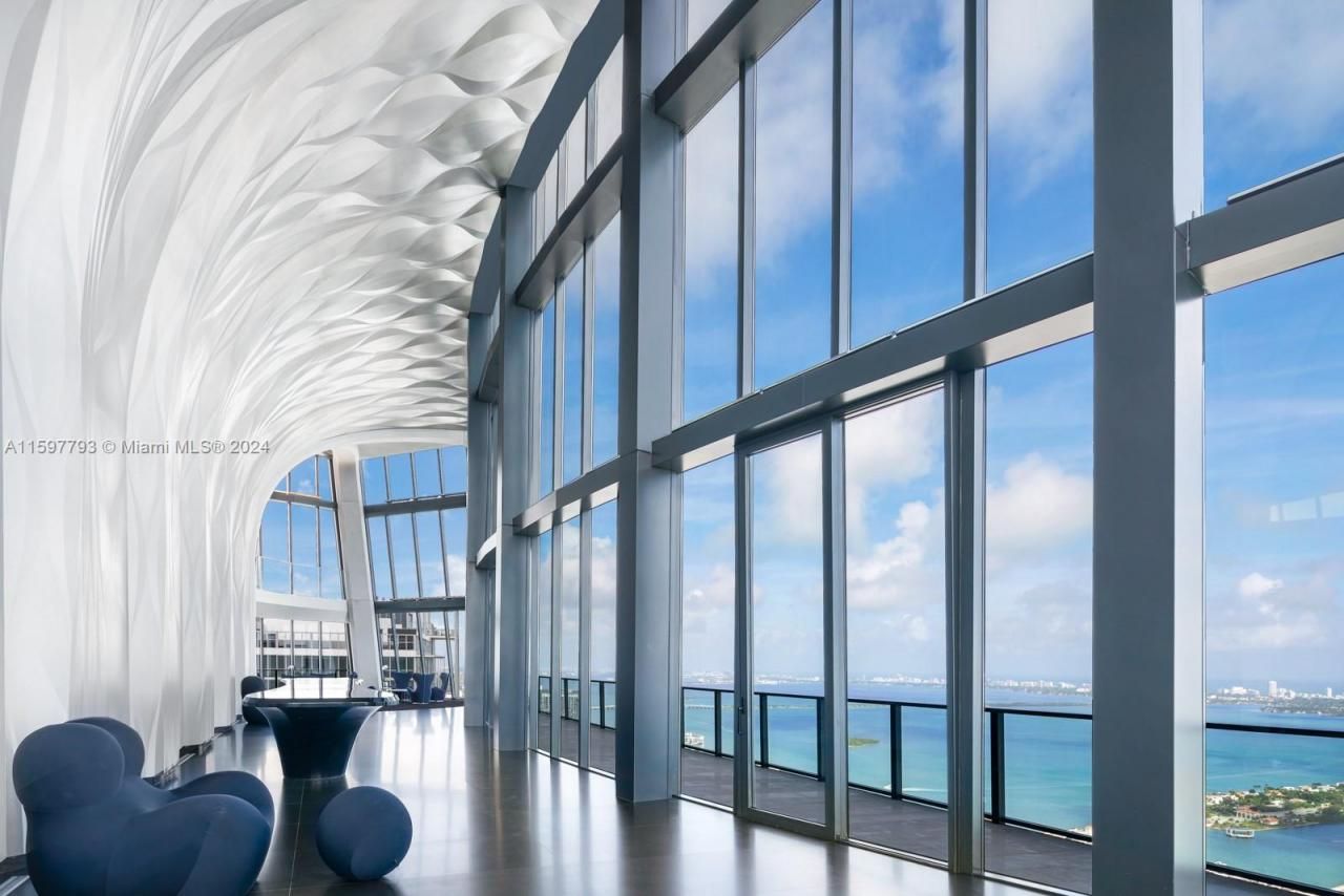 1000 Biscayne Blvd, Unit 3701, Miami, FL 33132 Photo