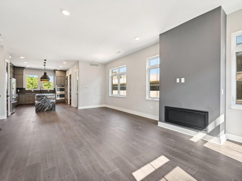 516 Riverfront Lane, Columbus, OH 43201 Photo 10