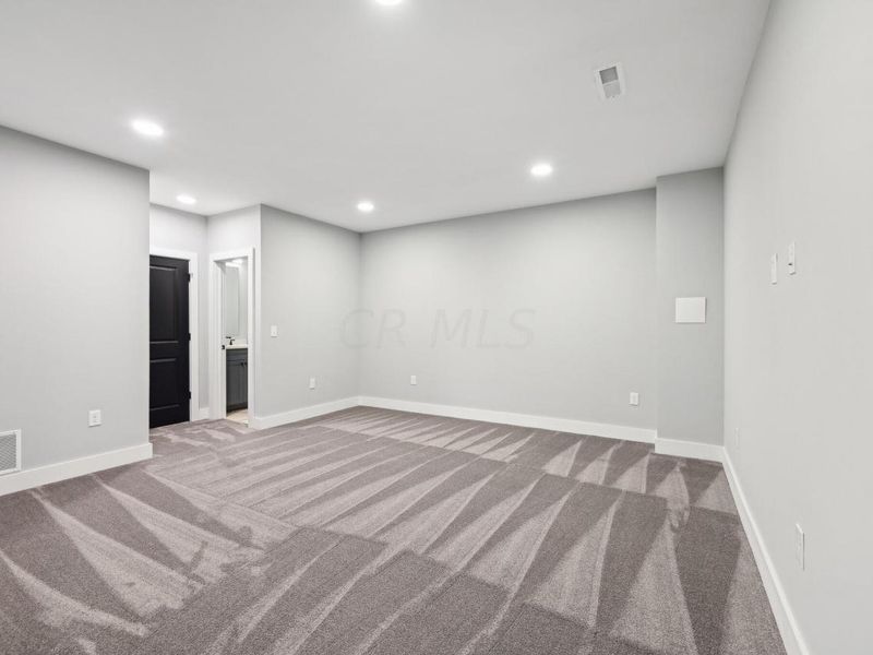 516 Riverfront Lane, Columbus, OH 43201 Photo 21