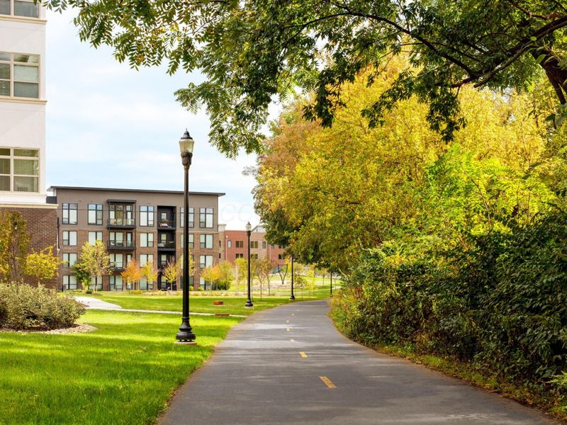 516 Riverfront Lane, Columbus, OH 43201 Photo 27