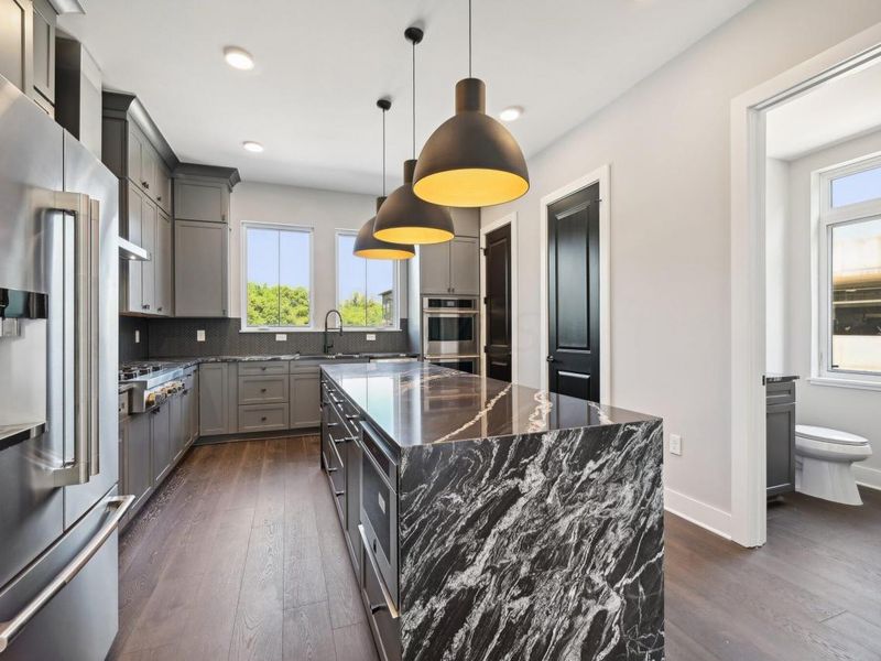 516 Riverfront Lane, Columbus, OH 43201 Photo 7