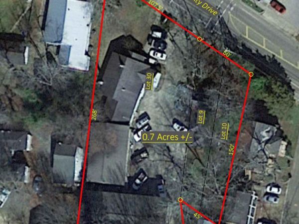 522 & 524 University Dr, Starkville, MS 39759