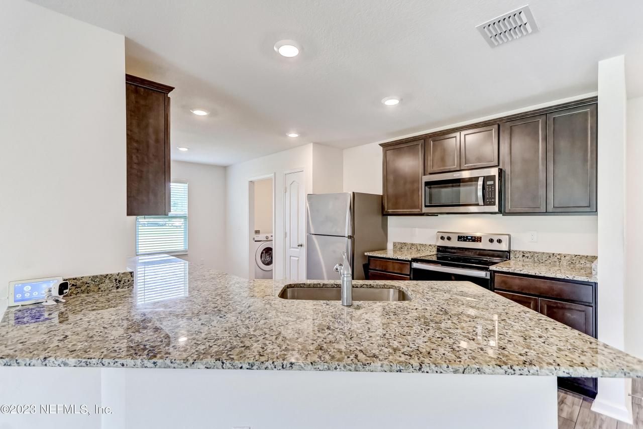 8521 Lake George Circle W, Macclenny, FL 32063 Photo