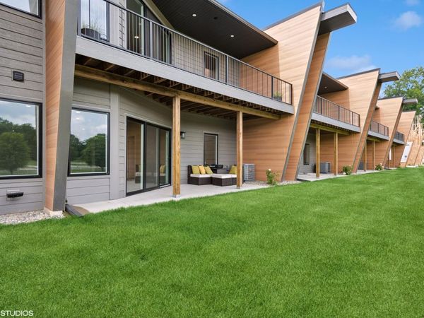 210 Yard Perfect Drive, La Porte, IN 46350