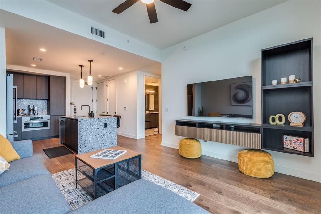 84 East Ave, Unit 1902, Austin, TX 78701 Main Photo