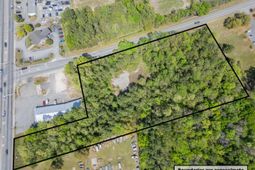 605 Main Street photo 4