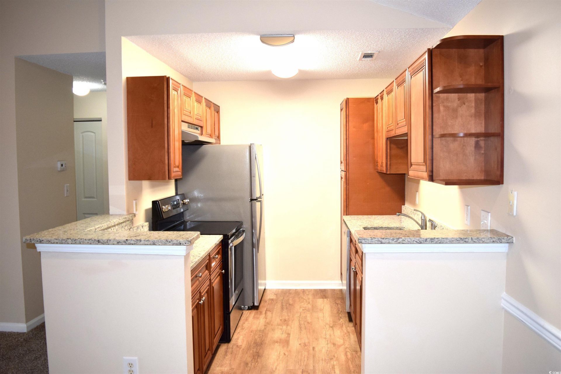 3792 Hitchcock Way Photo 8