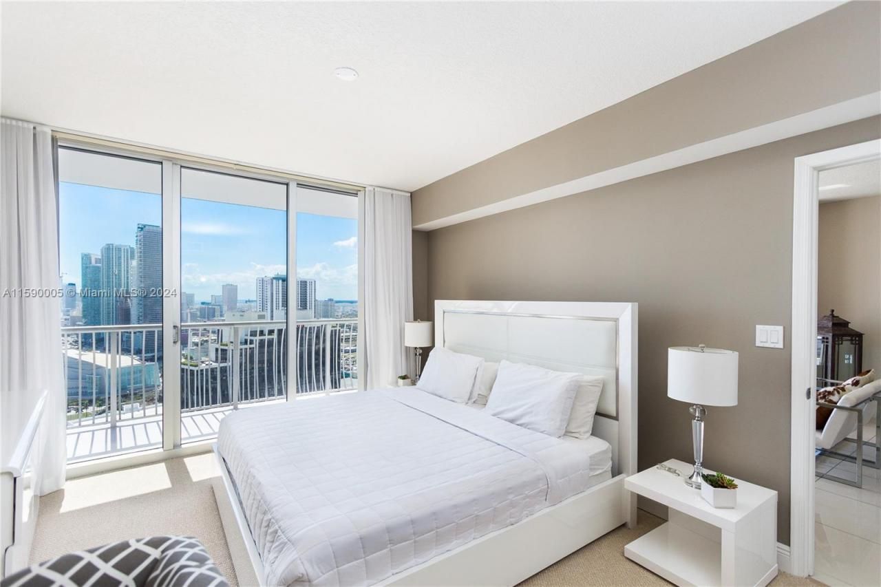 1750 N Bayshore Dr, Unit 3512, Miami, FL 33132 Photo