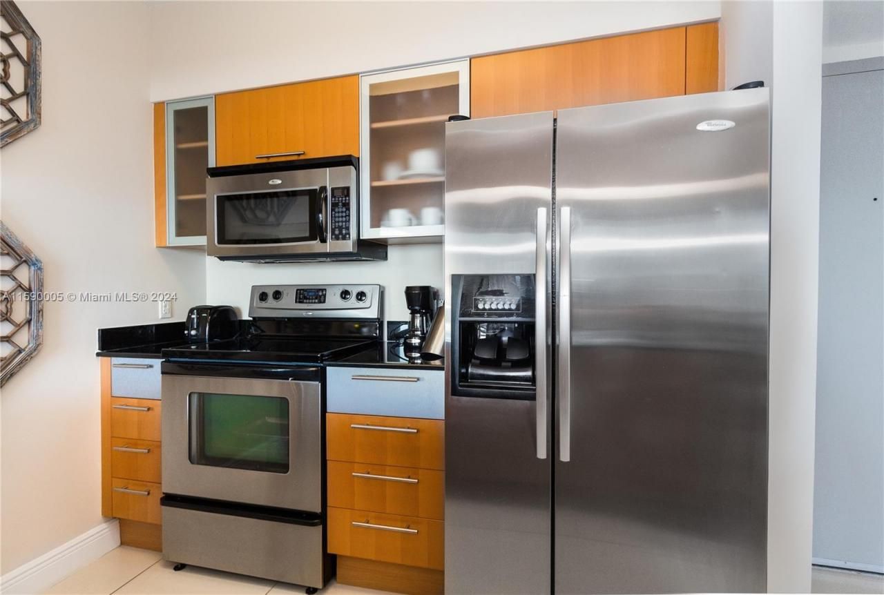 1750 N Bayshore Dr, Unit 3512, Miami, FL 33132 Photo