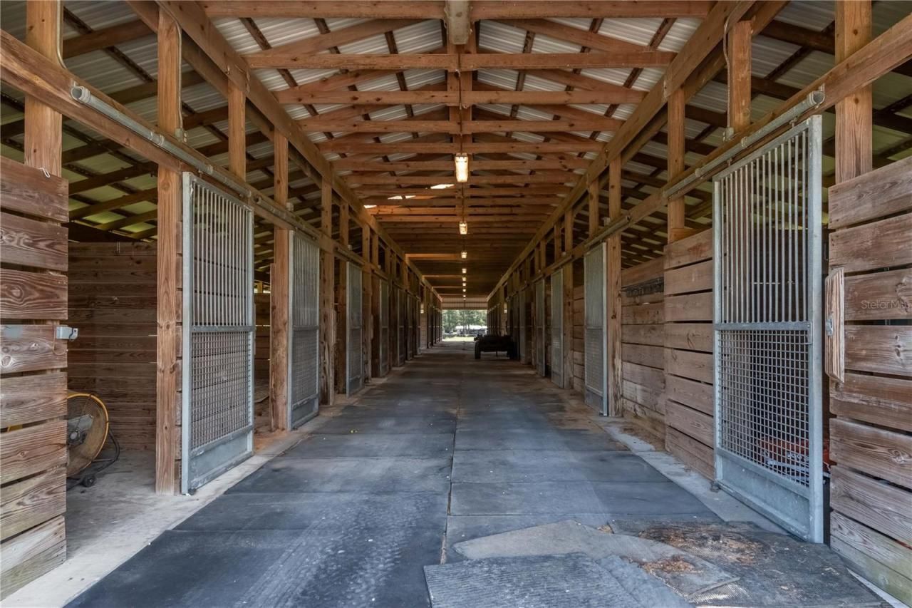 12520 NW 160th Street, Reddick, FL 32686 Photo