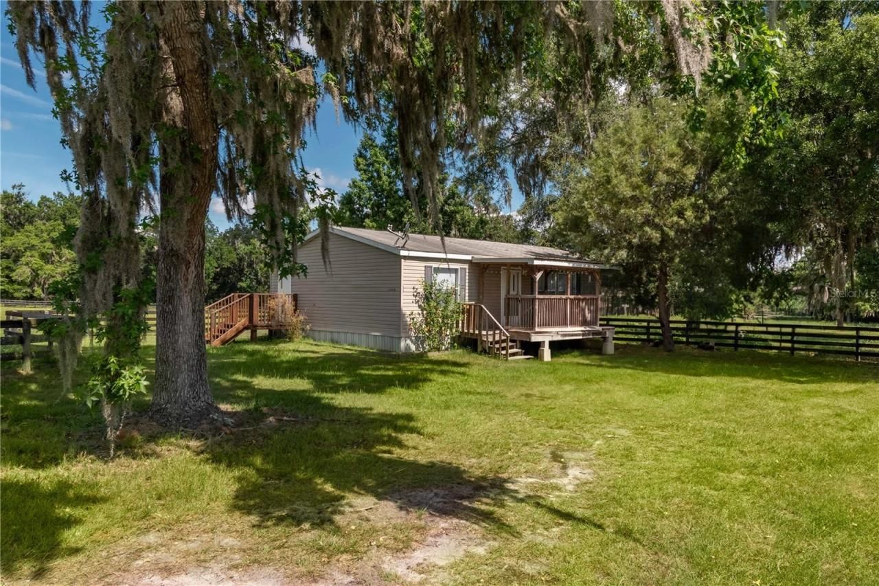 12520 NW 160th Street, Reddick, FL 32686 Photo