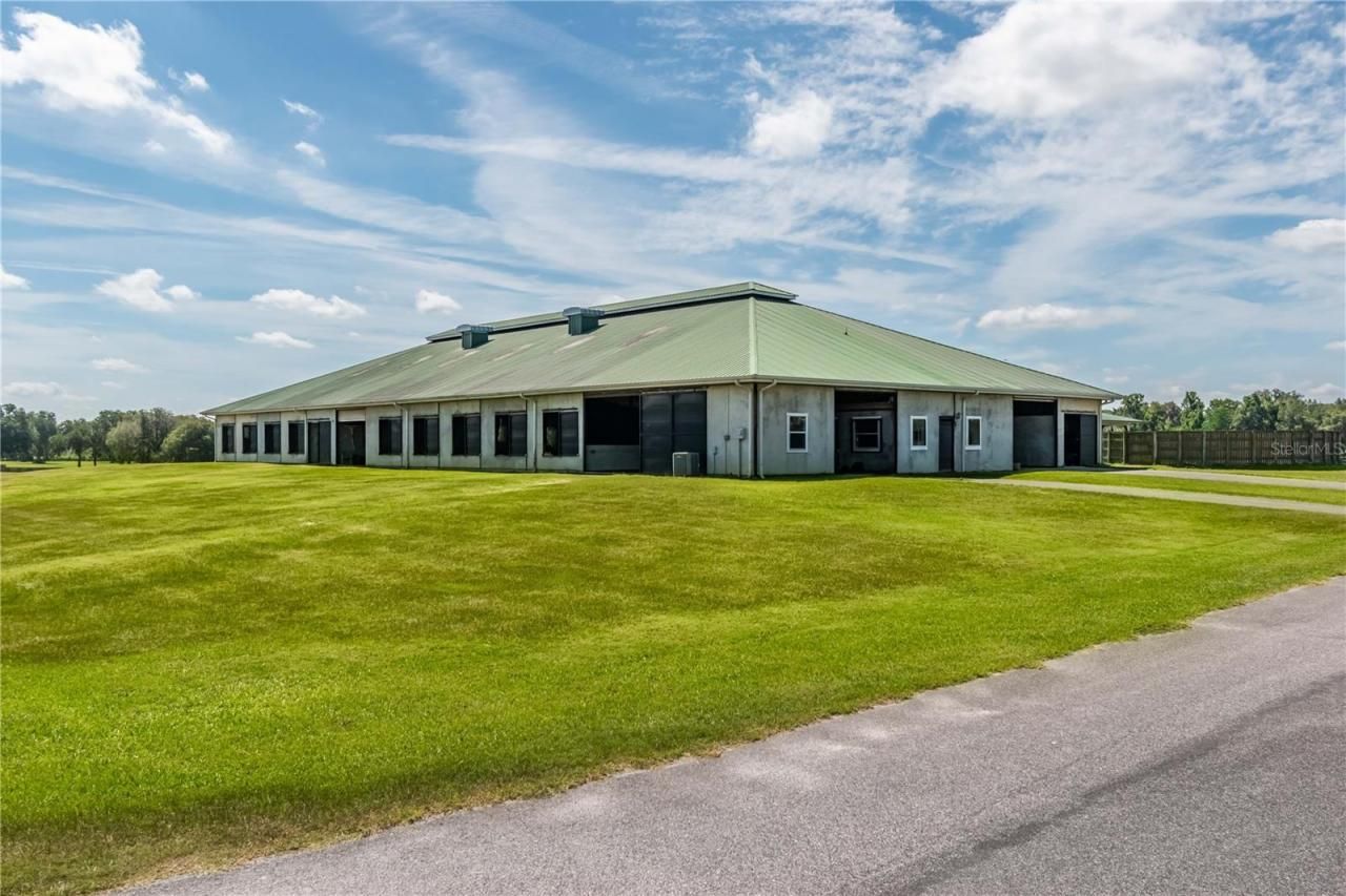 12520 NW 160th Street, Reddick, FL 32686 Photo