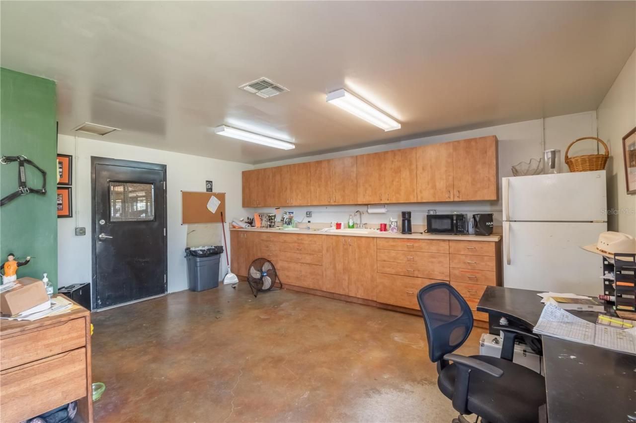 12520 NW 160th Street, Reddick, FL 32686 Photo