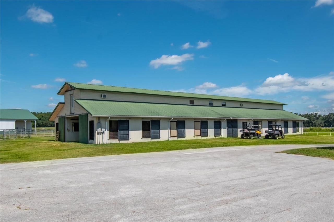 12520 NW 160th Street, Reddick, FL 32686 Photo