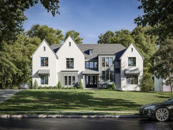 3008 Erie Avenue, Cincinnati, OH 45208