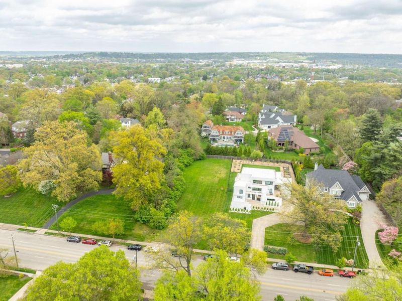 3008 Erie Avenue, Cincinnati, OH 45208 Photo 14