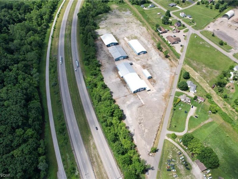 1490 Truss Road SW, New Philadelphia, OH 44663 Photo 4