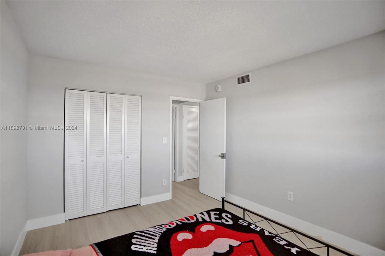 1770 NE 191st St, Unit 716-1, Miami, FL 33179 Photo