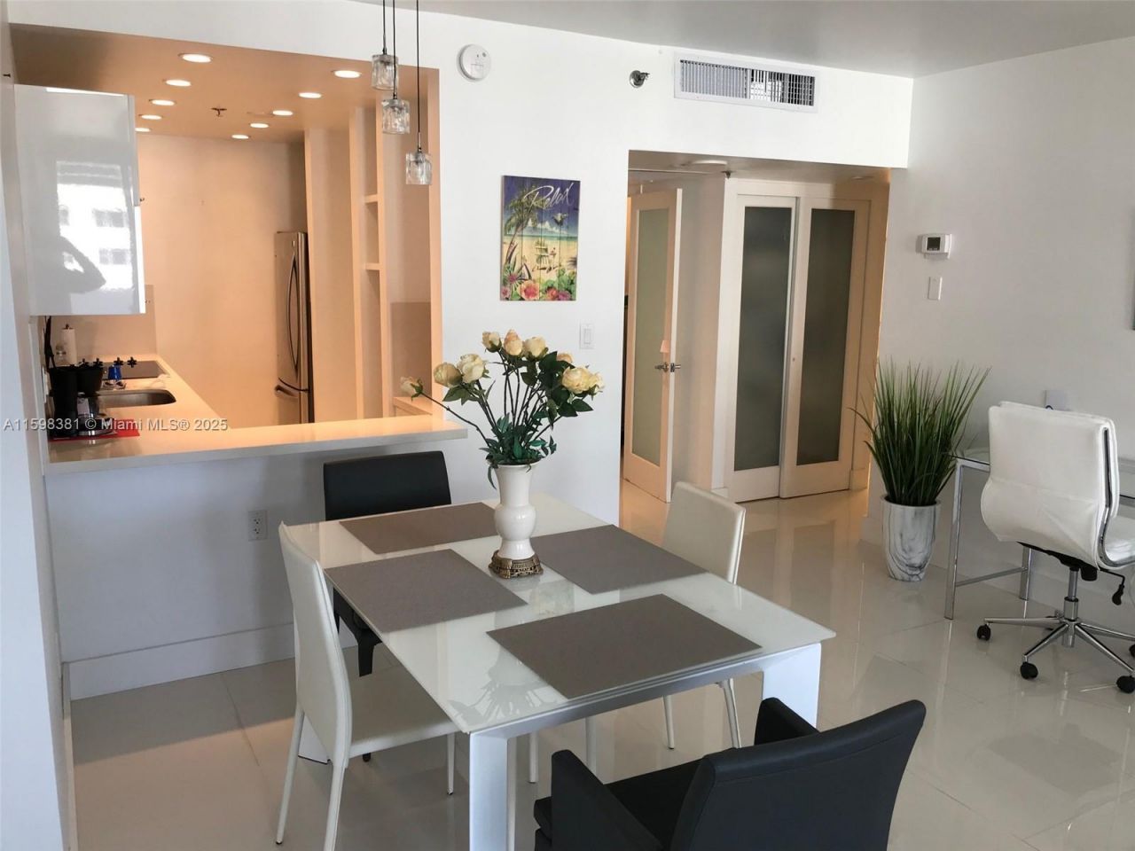 100 Lincoln Rd, Unit 808, Miami Beach, FL 33139 Photo