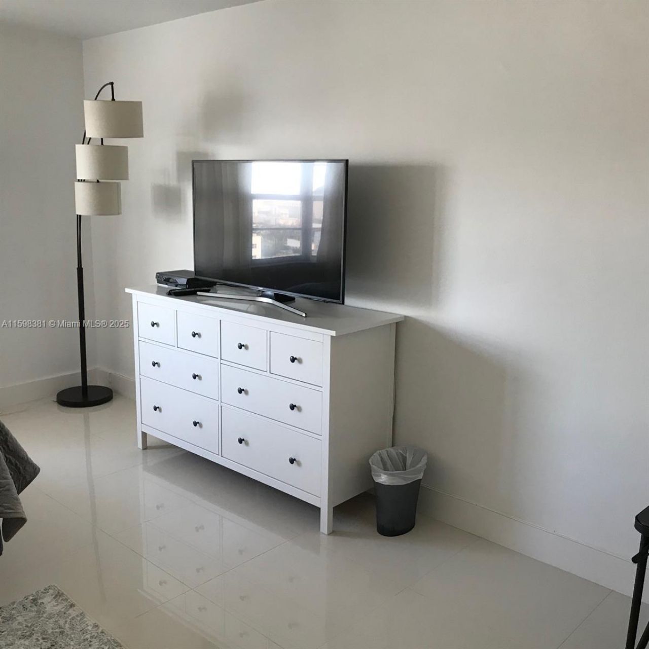 100 Lincoln Rd, Unit 808, Miami Beach, FL 33139 Photo
