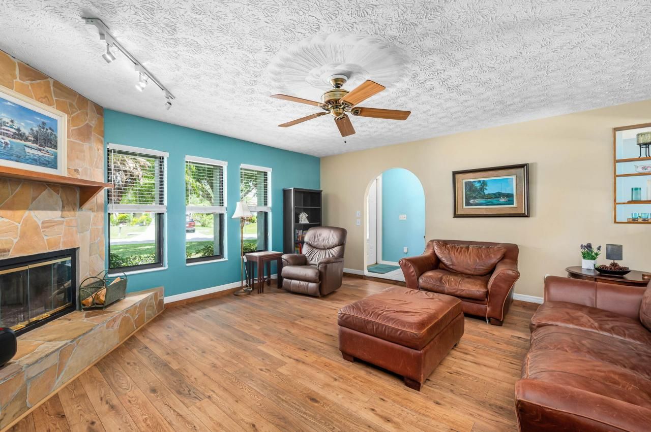 6738 NW Daffodil Lane, Port Saint Lucie, FL 34983 Photo