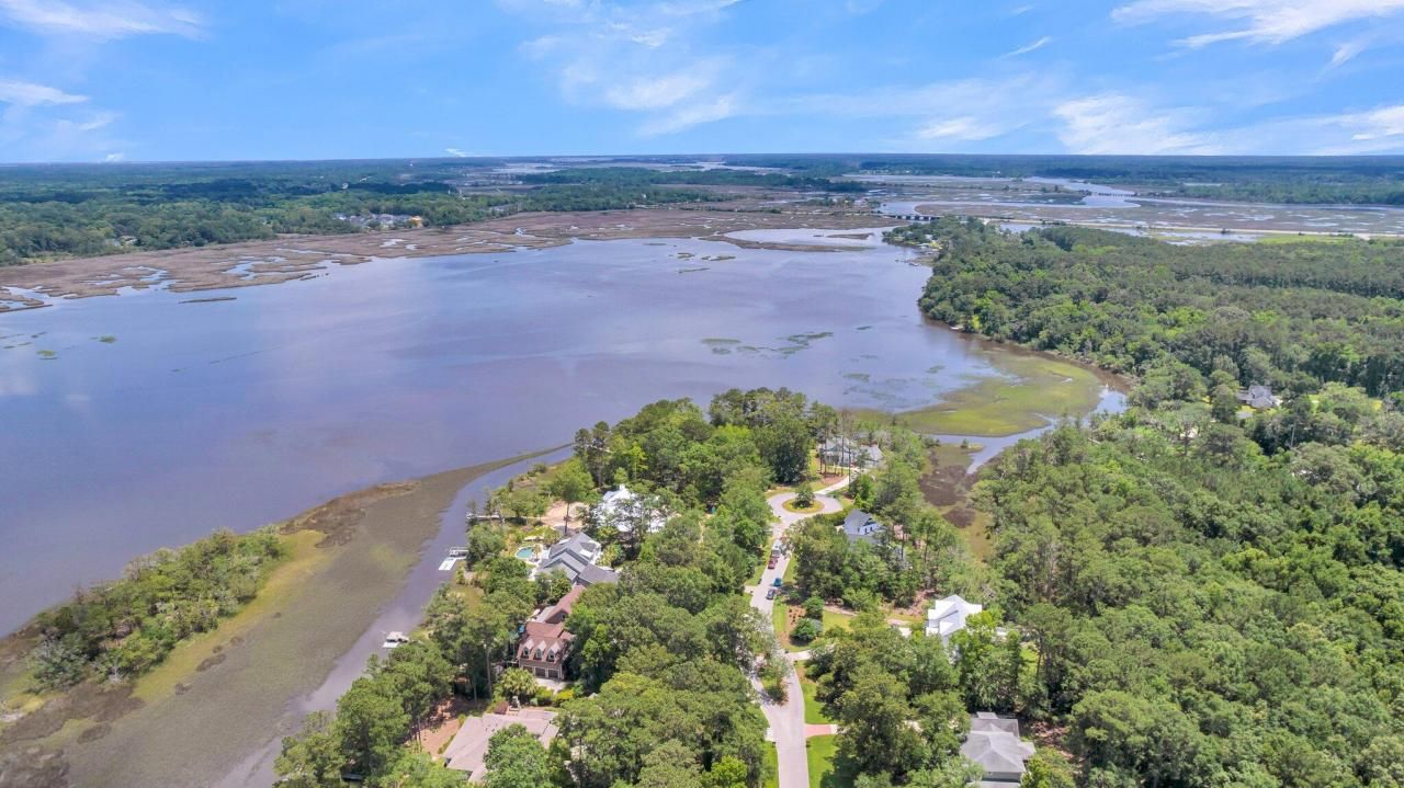 4368 Lady Banks Lane Photo 9