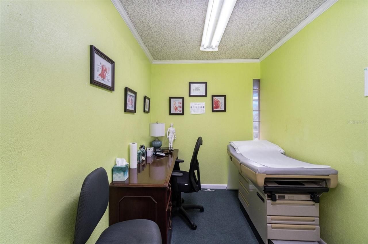 6005 Silver Star Road, Orlando, FL 32808 Photo