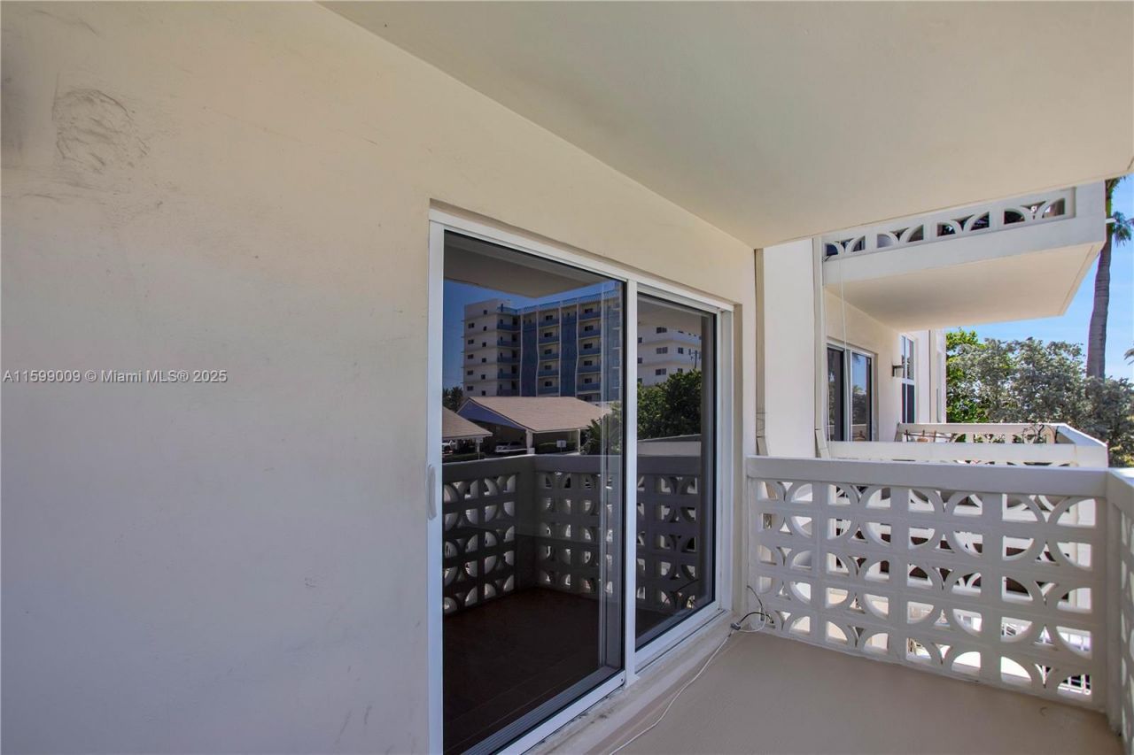 1901 S Ocean Dr, Unit 207, Hollywood, FL 33019 Photo